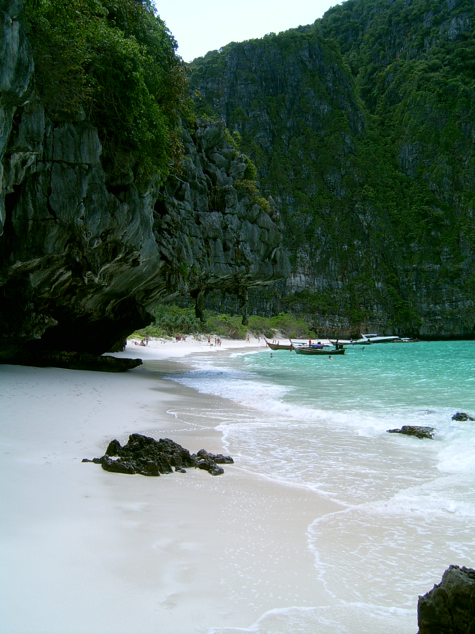Maya Beach Phi Phi Leh