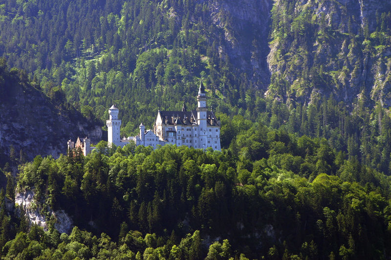 800px Castle Neuschwanstein 6