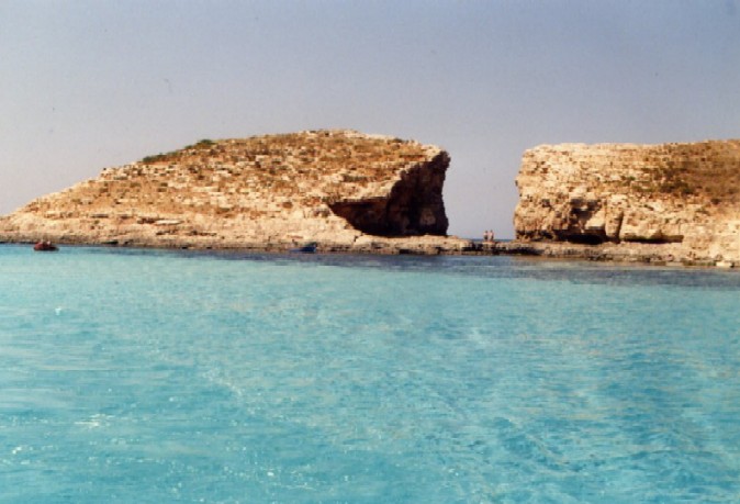 Mt comino blue