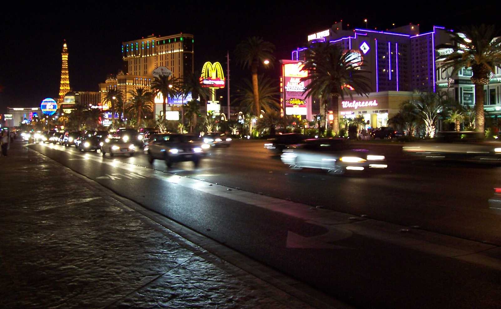 Las Vegas by Night